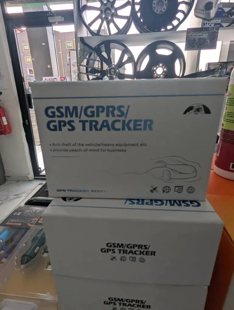 GPS TRACKER