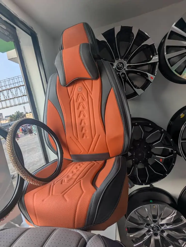 HOUSSE DE SIEGE Y ORANGE GRIS