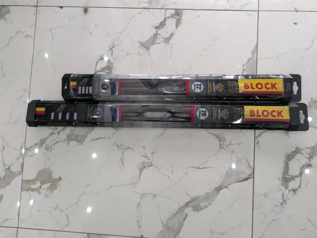 ESSUIE GLASS BLOCK 22