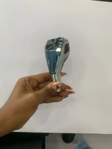 [LEVIE-0003] LEVIER DE VITESSE LUMINEUX AUTOMATIQUE