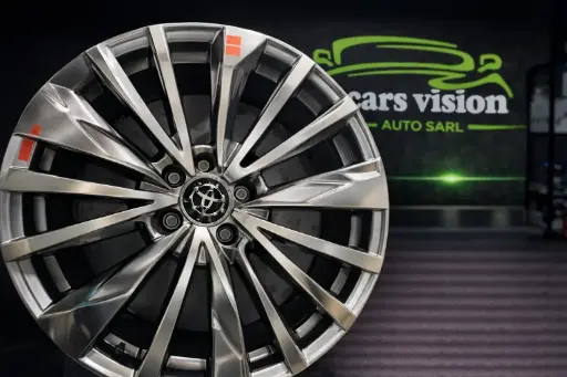 [YX438] JANTE UNIVERSEL /18 YX 572